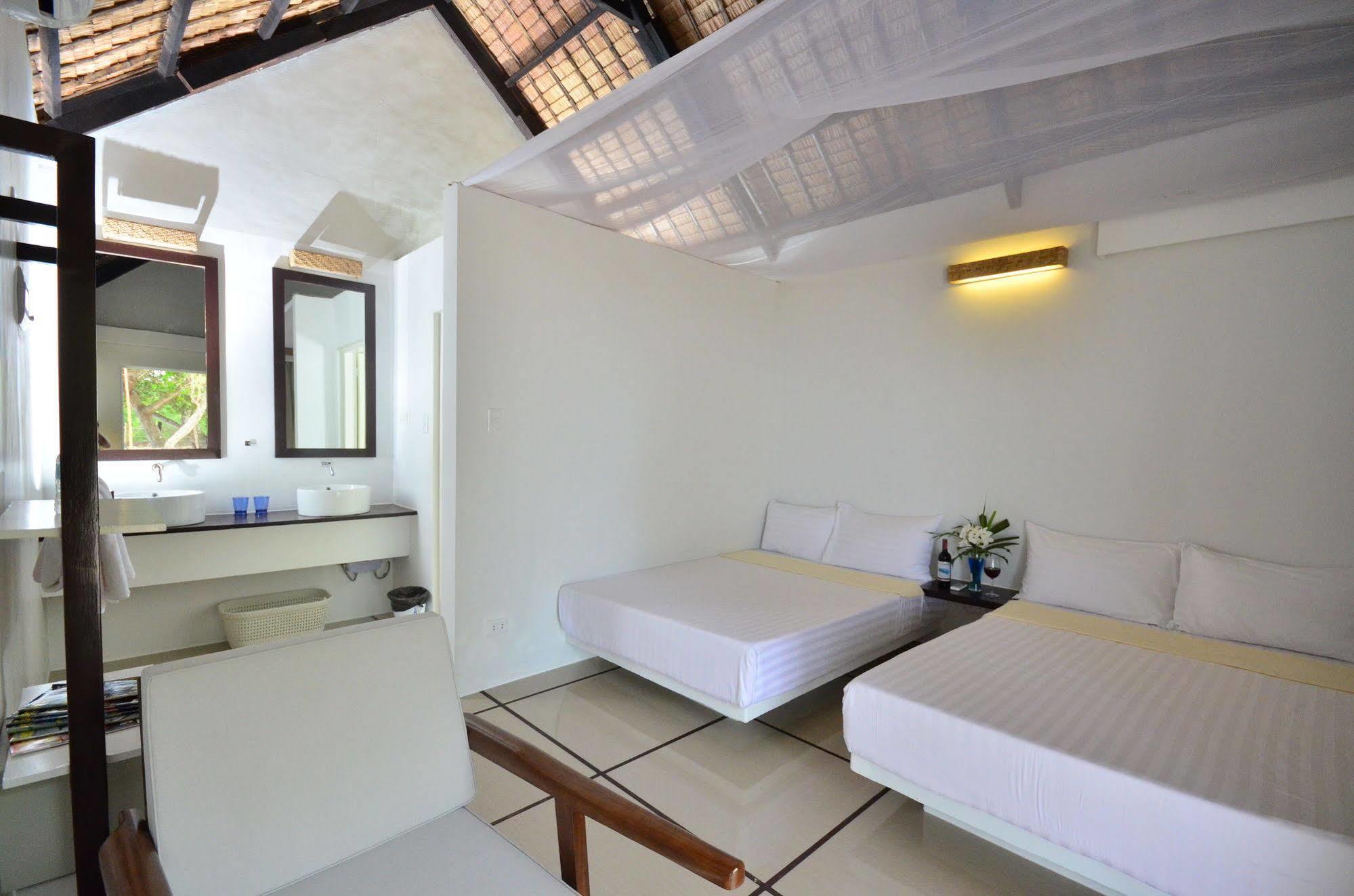 Blue Palawan Beach Club Puerto Princesa Екстериор снимка
